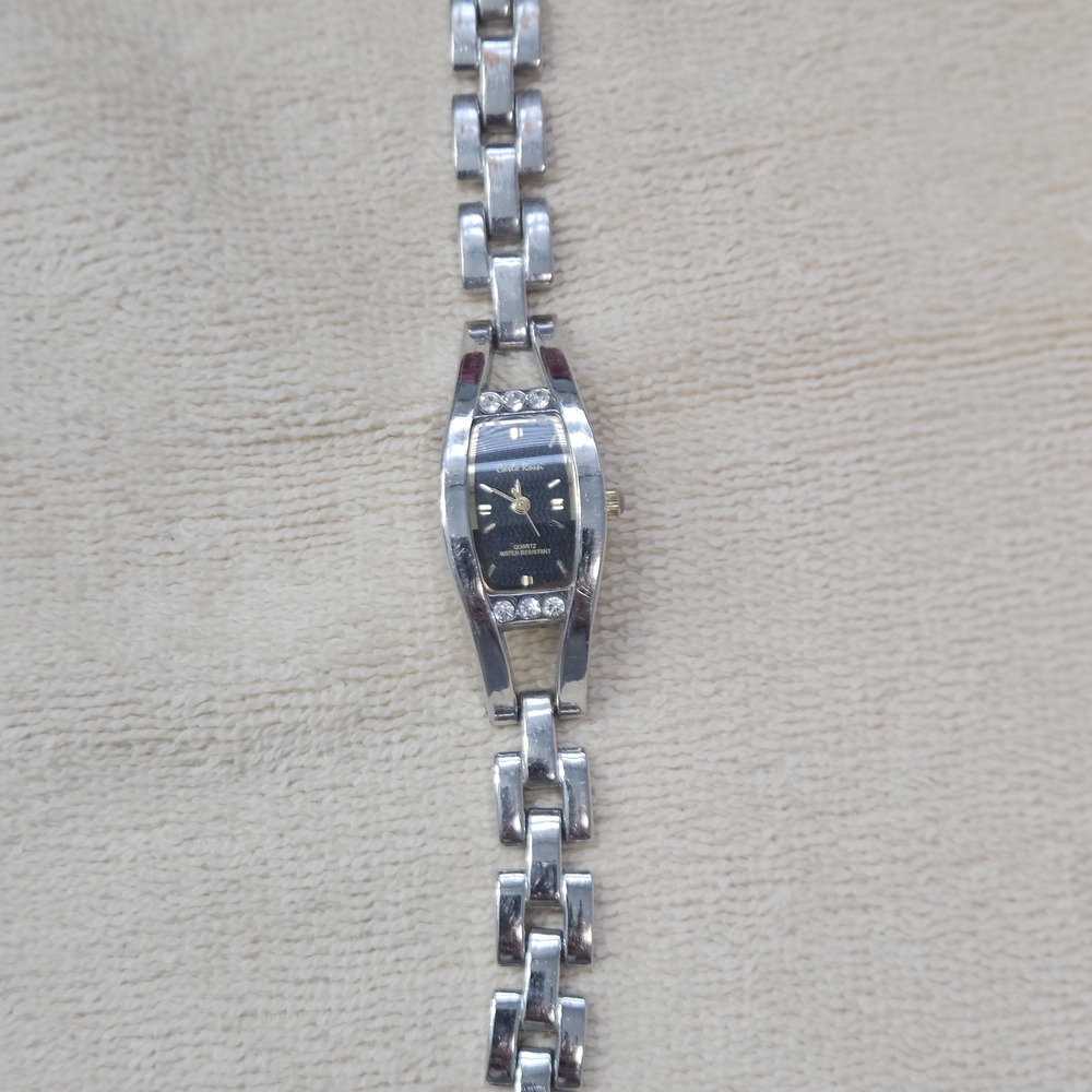 Elegant Silver Women's Watch